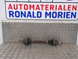 Gebruikte Cardanas links-voor (VWA) Peugeot 207/207+ (WA/WC/WM) 1.6 HDi Prijs € 45,00 Margeregeling aangeboden door Automaterialen Ronald Morien B.V.