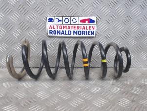 Gebruikte Veerschroef achter Fiat Scudo (270) 2.0 D Multijet Prijs € 40,00 Margeregeling aangeboden door Automaterialen Ronald Morien B.V.