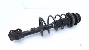 Gebruikte Schokdemperpoot links-voor Opel Agila (B) 1.0 12V Prijs € 75,00 Margeregeling aangeboden door Automaterialen Ronald Morien B.V.