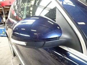 Używane Lusterko zewnetrzne prawe Volkswagen Tiguan (5N1/2) 2.0 TDI 16V Cena € 60,00 Procedura marży oferowane przez Automaterialen Ronald Morien B.V.