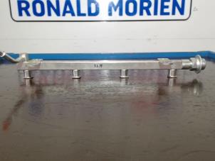 Begagnade Bränslefördelare Opel Antara (LA6) 2.4 16V 4x4 Pris € 65,00 Marginaltabell erbjuds av Automaterialen Ronald Morien B.V.