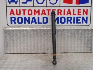 Gebruikte Schokbreker links-achter Suzuki Celerio (LF) 1.0 12V Prijs € 40,00 Margeregeling aangeboden door Automaterialen Ronald Morien B.V.