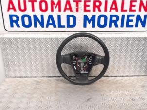 Gebruikte Stuurwiel Volvo V50 (MW) 2.0 D 16V Prijs € 95,00 Margeregeling aangeboden door Automaterialen Ronald Morien B.V.