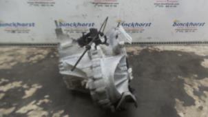 Gebruikte Versnellingsbak Ford Mondeo III Wagon 2.0 TDCi 115 16V Prijs € 367,50 Margeregeling aangeboden door Binckhorst BV