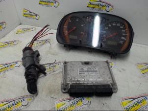 Gebruikte Kontaktslot + computer Volkswagen Golf IV (1J1) 1.9 TDI 110 Prijs € 78,75 Margeregeling aangeboden door Binckhorst BV