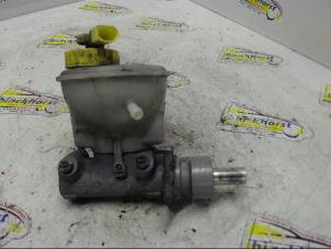 Begagnade Huvudcylinder Seat Inca (6K9) 1.9 SDI Pris € 36,75 Marginaltabell erbjuds av Binckhorst BV