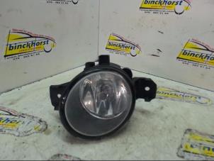 Gebruikte Mistlamp links-voor Renault Espace (JK) 2.0 dCi 16V 130 FAP Prijs € 31,50 Margeregeling aangeboden door Binckhorst BV