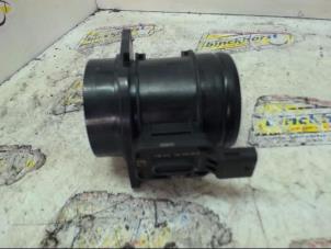 Begagnade Luftflödesmätare Volkswagen Polo V (6R) 1.4 TDI 12V 90 Pris € 36,75 Marginaltabell erbjuds av Binckhorst BV