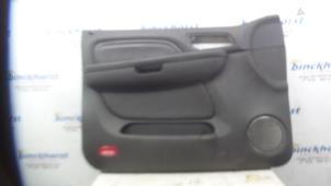 Gebruikte Portierbekleding 4Deurs links-voor Cadillac Escalade EXT 6.2 V8 4x4 LPG Prijs € 78,75 Margeregeling aangeboden door Binckhorst BV