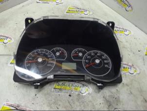 Gebruikte Instrumentenpaneel Fiat Grande Punto (199) 1.3 JTD Multijet 16V Prijs € 52,50 Margeregeling aangeboden door Binckhorst BV