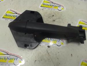 Begagnade Dörrhandtag, 2-dörrars, höger Mercedes Sprinter Pris € 25,40 Inklusive moms erbjuds av Binckhorst BV