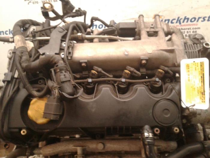 Motor van een Alfa Romeo 147 (937) 1.9 JTDM 2007