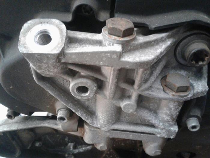 Motor van een Alfa Romeo 147 (937) 1.9 JTDM 2007