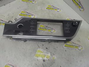 Używane Jednostka multimedialna Citroen C4 Grand Picasso (3A) 1.6 16V THP 155 Cena € 131,25 Procedura marży oferowane przez Binckhorst BV