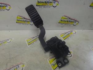 Begagnade Gaspedal Renault Laguna II Grandtour (KG) 2.2 dCi 150 16V Pris € 52,50 Marginaltabell erbjuds av Binckhorst BV