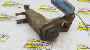 Begagnade Styrservotank Volkswagen Passat Variant (3B5) 1.8 20V Pris € 15,75 Marginaltabell erbjuds av Binckhorst BV