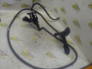 Begagnade Strålkastarspolare Chevrolet Captiva (C140) 2.2 D 16V 4x4 Pris € 105,00 Marginaltabell erbjuds av Binckhorst BV