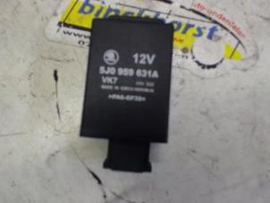 Używane Przekaznik Skoda Fabia II Combi 1.4i 16V Cena € 15,75 Procedura marży oferowane przez Binckhorst BV