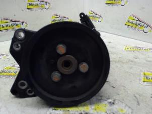 Gebruikte Stuurbekrachtiging Pomp Landrover Freelander Hard Top 2.0 td4 16V Prijs € 52,50 Margeregeling aangeboden door Binckhorst BV