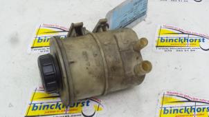 Begagnade Styrservotank Renault Espace (JK) 2.2 dCi 16V Pris € 21,00 Marginaltabell erbjuds av Binckhorst BV