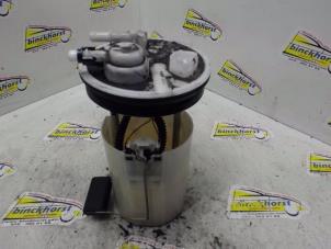 Gebruikte Tankvlotter Toyota Corolla (E12) 1.4 D-4D 16V Prijs € 26,25 Margeregeling aangeboden door Binckhorst BV