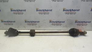 Używane Os napedowa prawy przód Alfa Romeo 145 (930A) 1.4 Twin Spark 16V Cena € 52,50 Procedura marży oferowane przez Binckhorst BV