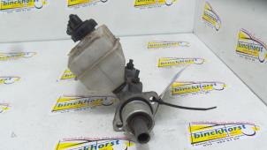 Gebruikte Hoofdremcilinder Renault Megane Coupé (DA) 1.9 dTi Prijs € 26,25 Margeregeling aangeboden door Binckhorst BV