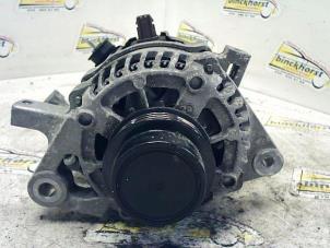 Gebruikte Alternator Toyota Yaris III (P13) 1.33 16V Dual VVT-I Prijs € 63,00 Margeregeling aangeboden door Binckhorst BV