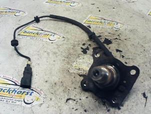 Begagnade Bakaxeltapp Ford Focus 1 1.6 16V Pris € 26,25 Marginaltabell erbjuds av Binckhorst BV