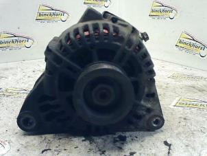 Begagnade Dynamo Hyundai Trajet 2.7 V6 24V Pris € 52,50 Marginaltabell erbjuds av Binckhorst BV