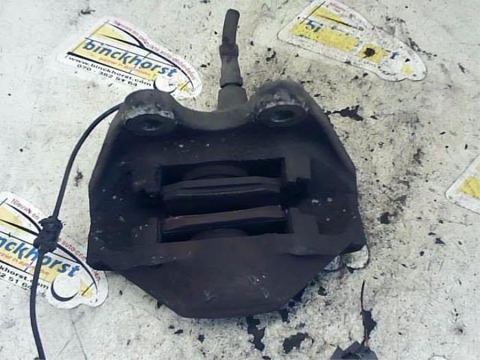 Bakre bromsok, höger från en Mercedes-Benz ML I (163) 270 2.7 CDI 20V 2004