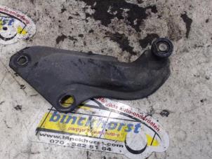 Używane Rolka drzwi przesuwnych prawych Hyundai H-1/H-200 2.5 Tdi Cena € 15,75 Procedura marży oferowane przez Binckhorst BV