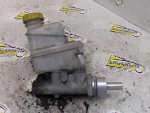 Gebruikte Hoofdremcilinder Lancia Ypsilon (843) 1.3 JTD 16V Multijet Prijs € 26,25 Margeregeling aangeboden door Binckhorst BV