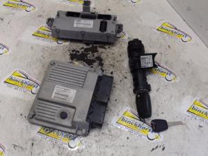 Gebruikte Contactslot + computer Lancia Ypsilon (843) 1.3 JTD 16V Multijet Prijs € 131,25 Margeregeling aangeboden door Binckhorst BV