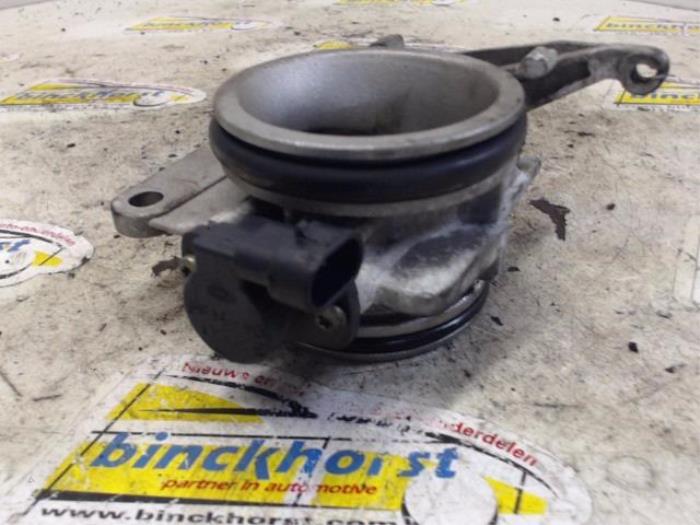 Spjällhus från en Renault Scénic I (JA) 1.4 16V 1999