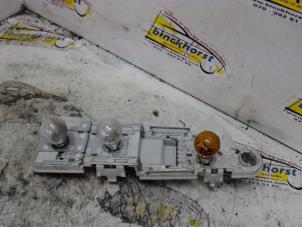 Begagnade PCB, höger baklykta Audi A2 (8Z0) 1.4 TDI Pris € 15,75 Marginaltabell erbjuds av Binckhorst BV