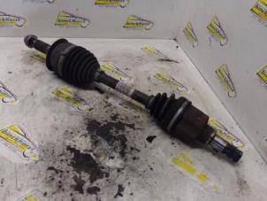 Begagnade Drivaxel, vänster fram Suzuki SX4 (EY/GY) 1.9 DDiS Grip 4x4 Pris € 52,50 Marginaltabell erbjuds av Binckhorst BV