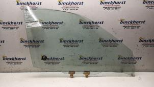 Begagnade Dörrfönster, 4-dörrars, höger fram Nissan Almera (N15) 1.4 GX 16V Pris € 26,25 Marginaltabell erbjuds av Binckhorst BV