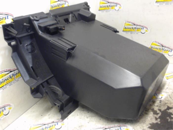 Handskfack från en Ford C-Max (DM2) 1.6 16V 2009