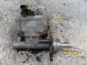 Begagnade Huvudcylinder Seat Leon (1P1) 1.6 Pris € 26,25 Marginaltabell erbjuds av Binckhorst BV