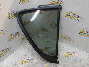 Begagnade Sidofönster, vänster höger bak Opel Agila (B) 1.0 12V Pris € 31,50 Marginaltabell erbjuds av Binckhorst BV