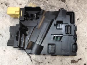 Gebruikte Stuurkolom module Volkswagen Caddy III (2KA,2KH,2CA,2CH) 2.0 SDI Prijs € 31,50 Margeregeling aangeboden door Binckhorst BV