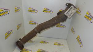 Begagnade Avgassystem, främre del Nissan Primera Wagon (W10) 1.6 LX 16V Kat. Pris € 21,00 Marginaltabell erbjuds av Binckhorst BV