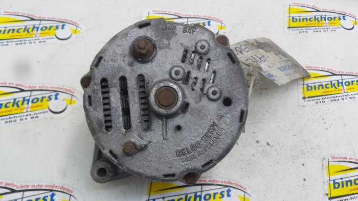 Dynamo från en Opel Senator 1981