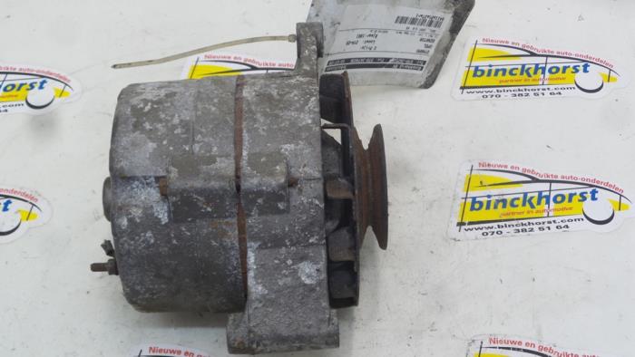 Dynamo från en Opel Senator 1981