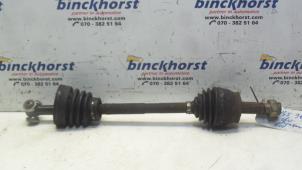 Używane Os napedowa lewy przód Alfa Romeo 145 (930A) 1.4 Twin Spark 16V Cena € 52,50 Procedura marży oferowane przez Binckhorst BV