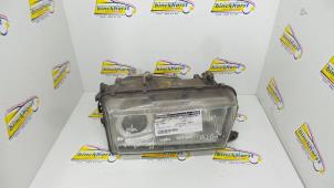 Begagnade Strålkastare, höger Alfa Romeo 155 (167) 1.6 Twin Spark 16V Pris € 36,75 Marginaltabell erbjuds av Binckhorst BV