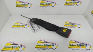 Begagnade Bakre bältesspänne, höger Daewoo Espero 2.0 CD Pris € 21,00 Marginaltabell erbjuds av Binckhorst BV