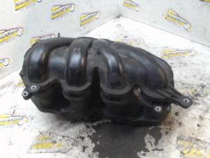 Gebruikte Inlaatspruitstuk Kia Soul I (AM) 1.6 CVVT 16V Prijs € 78,75 Margeregeling aangeboden door Binckhorst BV