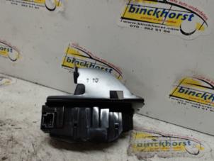 Gebruikte Achterklep Slotmechaniek Citroen C4 Grand Picasso (UA) 2.0 HDiF 16V 135 Prijs € 26,25 Margeregeling aangeboden door Binckhorst BV
